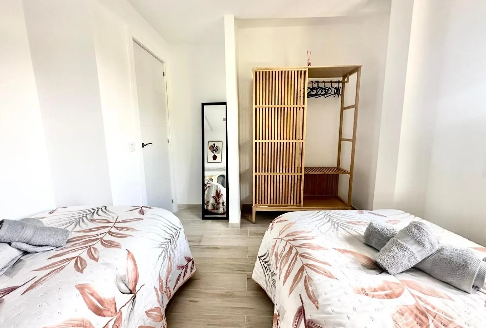 New Beachside Apartment Sitio de Calahonda Spain